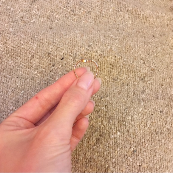 Minimal circle ring - Picture 6 of 6